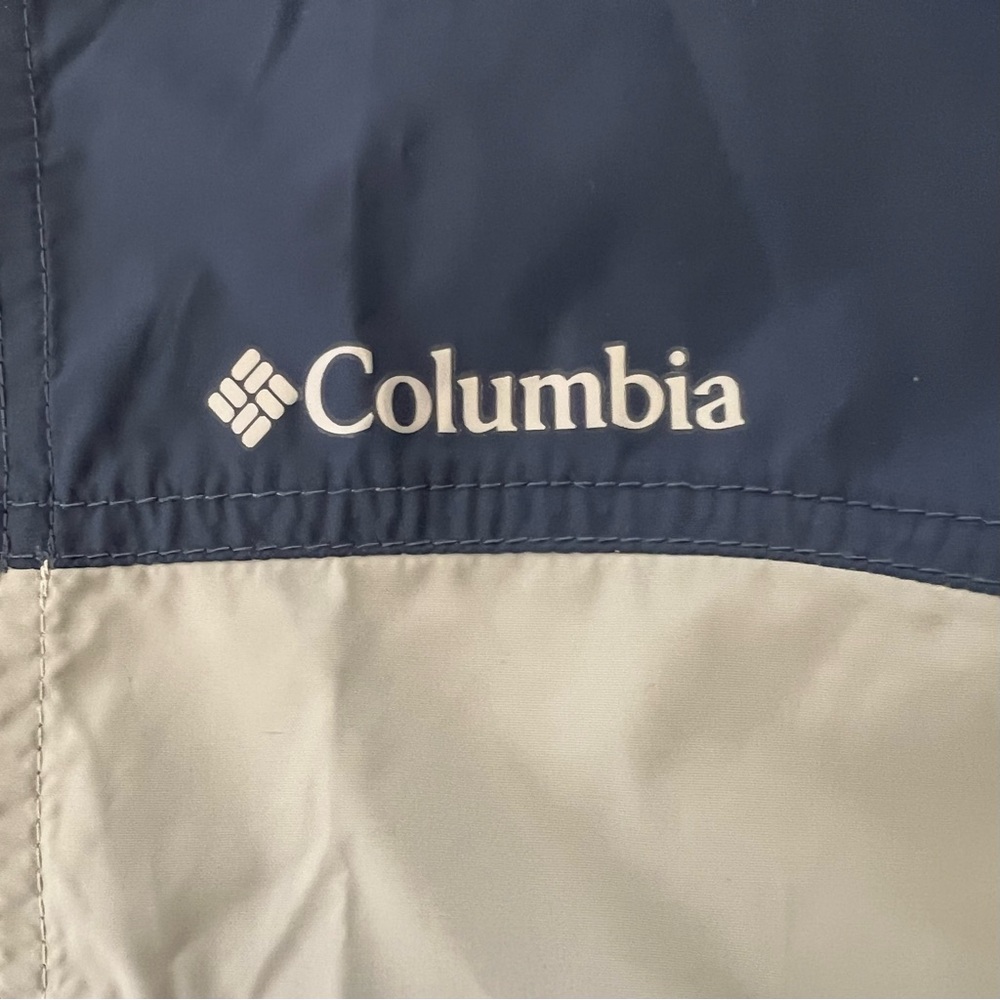Columbia ‘Glennaker’ Hooded Lightweight Blue and Light Gray Light rain jacket - Picture 5 of 8